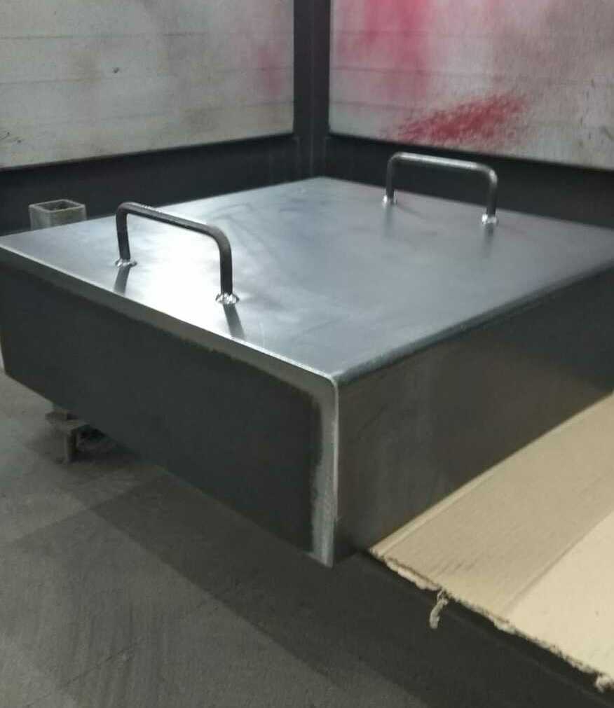 Защитный короб Защитный короб для деформационных марок